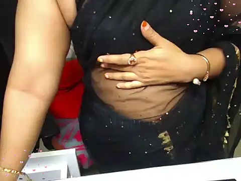 Arushisingh8888 online show from November 22, 12:59 pm