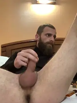 Antonio Vatooo online show from February 4, 9:20 pm