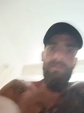 Snapshot of Antonio_Vatooo chatting on June 13, 9:02 pm Antonio Vatooo online show from June 13, 9:02 pm