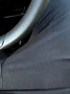 Snapshot of passivello98xxx chatting on March 30, 11:44 am passivello98xxx online show from March 30, 11:44 am