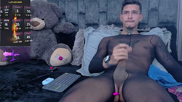 JAYCOB00 online show from December 17, 1:11 am