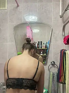 Snapshot of AlisaKissss chatting on January 21, 6:55 pm AlisaKissss online show from January 21, 6:55 pm