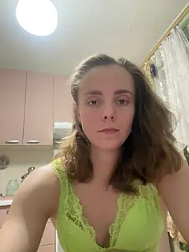 Snapshot of AlisaKissss chatting on February 17, 7:31 pm AlisaKissss online show from February 17, 7:31 pm