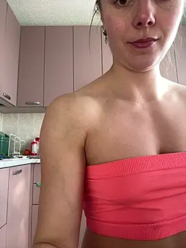 Snapshot of AlisaKissss chatting on March 12, 10:05 am AlisaKissss online show from March 12, 10:05 am