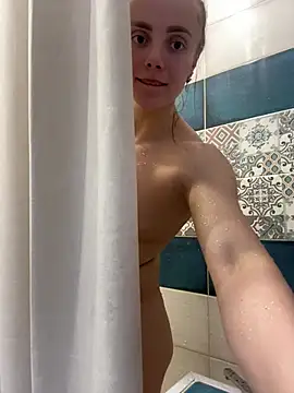 Snapshot of AlisaKissss chatting on March 15, 9:05 pm AlisaKissss online show from March 15, 9:05 pm