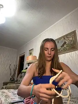 Snapshot of AlisaKissss chatting on September 28, 7:19 pm AlisaKissss online show from September 28, 7:19 pm