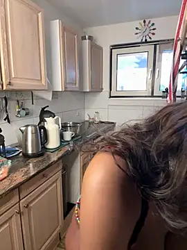 Shantel-Olivia online show from November 18, 8:19 am