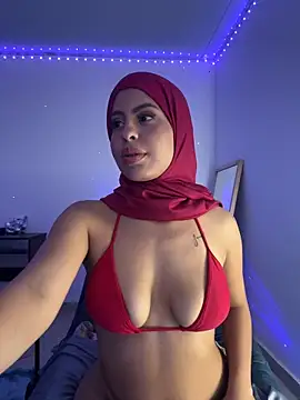Snapshot of JannaNader12 chatting on March 8, 2:01 am JannaNader12 online show from March 8, 2:01 am