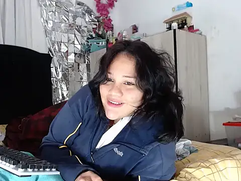 Snapshot of melissa4855 chatting on January 25, 12:59 am melissa4855 online show from January 25, 12:59 am