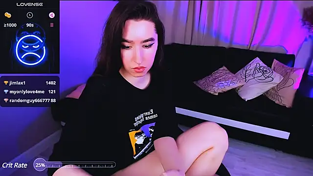 Snapshot of Lily_xBabe chatting on December 14, 7:25 pm Lily xBabe online show from December 14, 7:25 pm