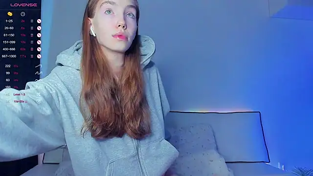 haileyishere online show from December 25, 8:18 am