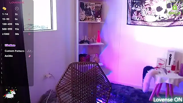 sweetcoralinee online show from September 18, 10:12 pm