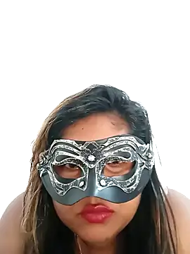 littlequeen77 online show from January 18, 6:13 am
