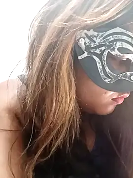 littlequeen77 online show from February 16, 5:15 am