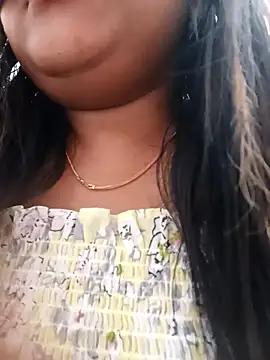 littlequeen77 online show from February 18, 10:38 am