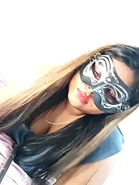 littlequeen77 online show from March 2, 10:56 am