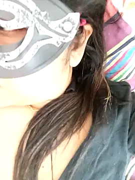littlequeen77 online show from March 8, 10:56 pm