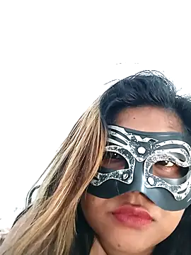 littlequeen77 online show from March 21, 8:39 am