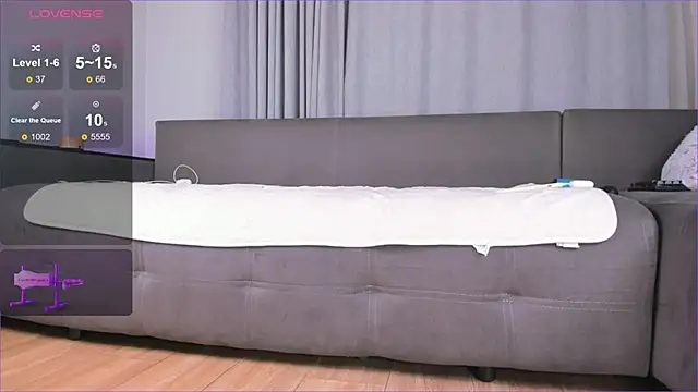 Cherrypie 001 online show from February 20, 1:08 pm