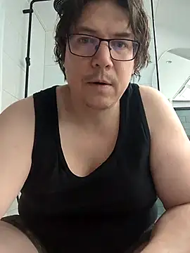 owned by goddess laurie online show from May 14, 5:58 am