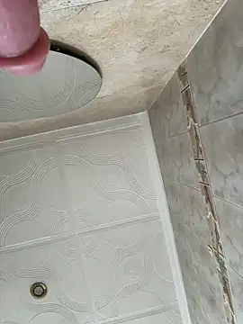 emiss  online show from February 3, 3:59 pm