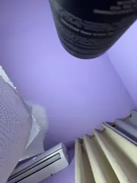 emiss  online show from March 1, 3:03 pm