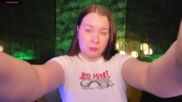 ShedarBrooks online show from December 23, 5:39 am