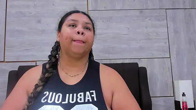 Lynn Jones online show from January 25, 4:02 am