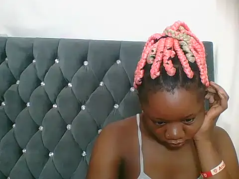 HotJeylee online show from February 21, 7:42 am