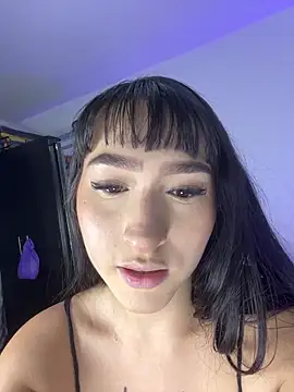 Snapshot of ConnyBlare chatting on May 1, 2:38 am ConnyBlare online show from May 1, 2:38 am