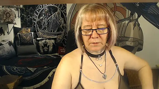 TittenMichelle online show from December 17, 5:41 pm