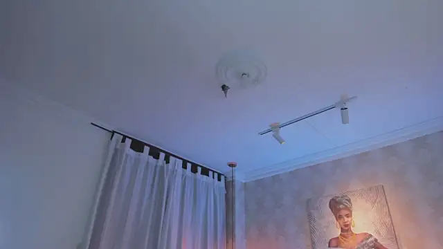 Shantall   online show from April 7, 10:59 am