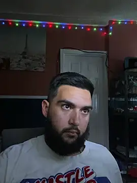 bigdickgio6923 online show from December 17, 5:51 am