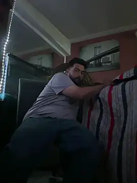 bigdickgio6923 online show from February 22, 9:35 pm