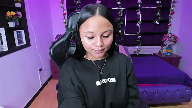 sweelanna   online show from December 20, 9:43 am