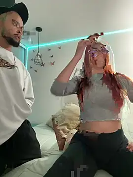 Chloe Johnson  online show from December 23, 3:40 am