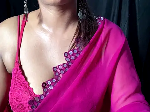 Snapshot of Sexy_trisha__7 chatting on September 19, 8:27 am Sexy trisha 7 online show from September 19, 8:27 am