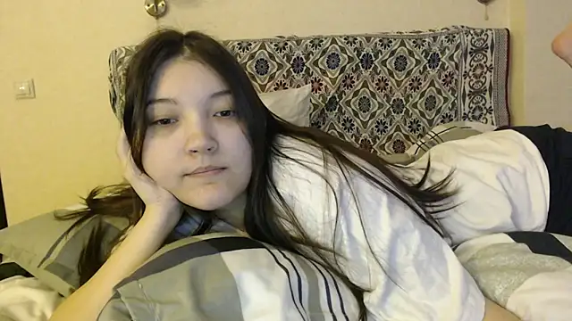 Snapshot of AlisaDevis chatting on December 15, 11:12 am AlisaDevis online show from December 15, 11:12 am