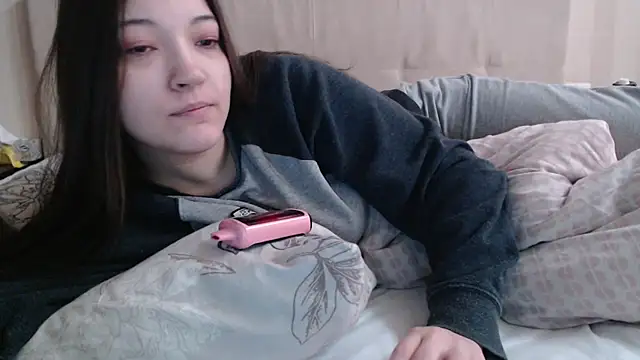 AlisaDevis online show from February 22, 7:19 am