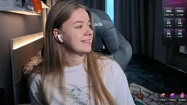 candy maggie online show from February 10, 2:05 pm