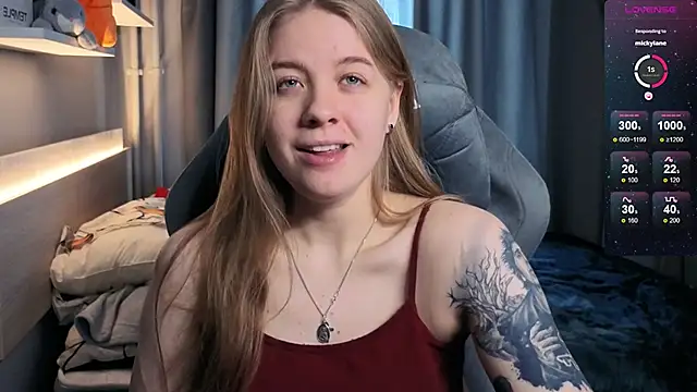 candy maggie online show from February 14, 12:47 pm