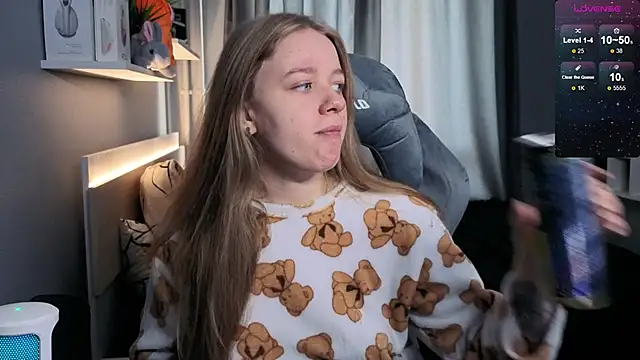 candy maggie online show from March 11, 9:34 am