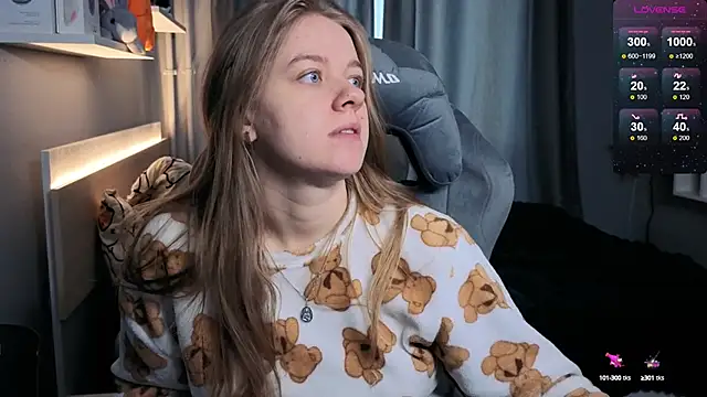 candy maggie online show from March 12, 9:44 am