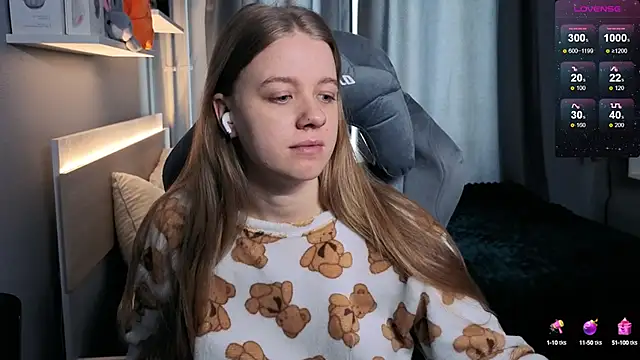 candy maggie online show from March 14, 12:07 pm