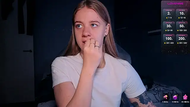 candy maggie online show from October 6, 6:27 pm