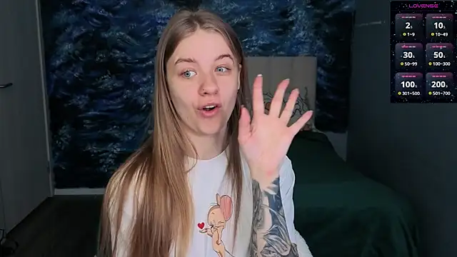 candy maggie online show from April 12, 9:36 am