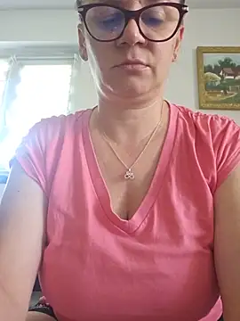 KristenVega online show from June 19, 7:56 am