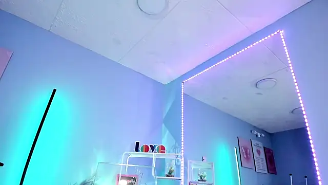 MaveParks  online show from September 12, 11:54 am