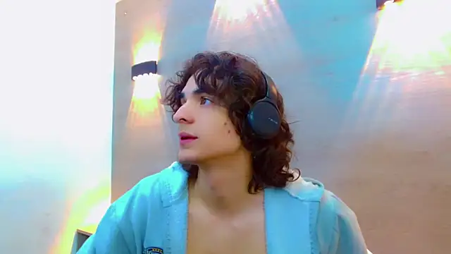 Sr BonnyEthan online show from October 6, 2:03 pm