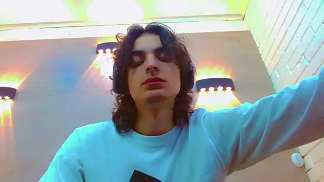 Sr BonnyEthan online show from November 20, 1:33 pm